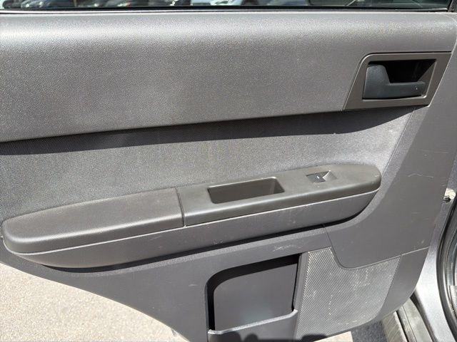 Ford Escape  2012