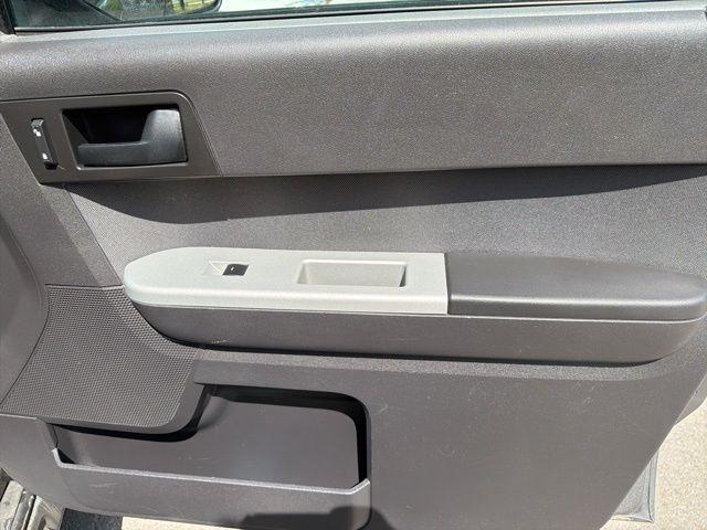 Ford Escape  2012