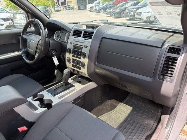 Ford Escape  2012