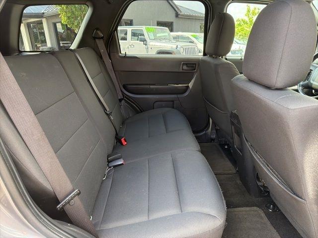 Ford Escape  2012