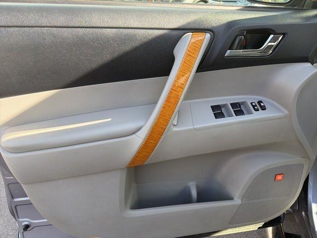 Toyota Highlander Hybrid  2008