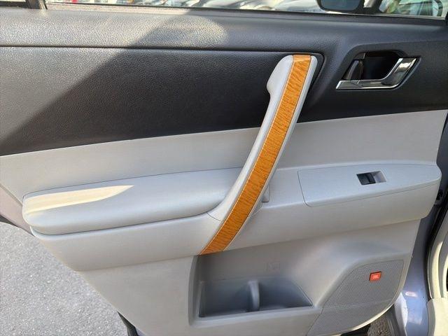 Toyota Highlander Hybrid  2008