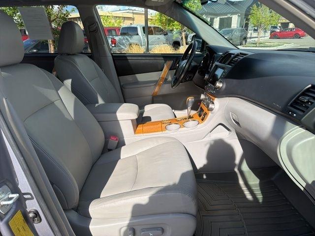 Toyota Highlander Hybrid  2008