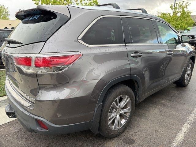 Toyota Highlander  2015