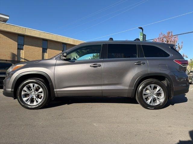Toyota Highlander  2015