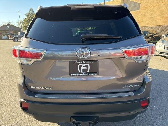 Toyota Highlander  2015