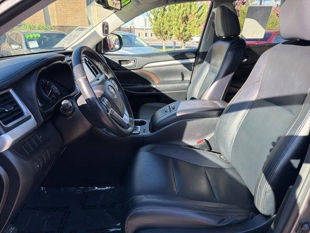 Toyota Highlander  2015