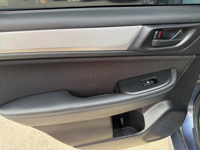 Subaru Legacy  2017
