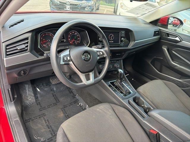 Volkswagen Jetta  2019