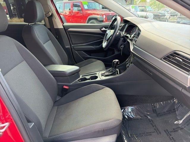 Volkswagen Jetta  2019