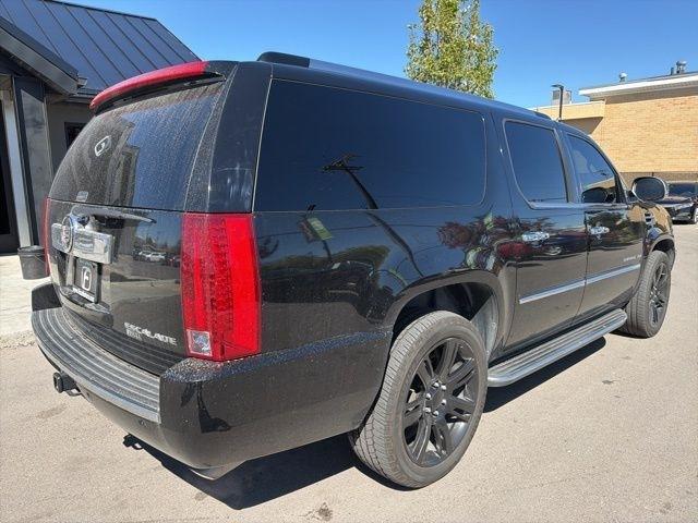 Cadillac Escalade ESV  2010