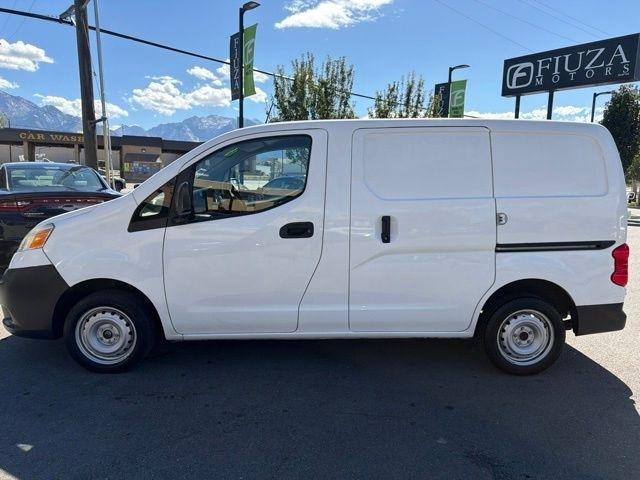 Nissan NV200  2016