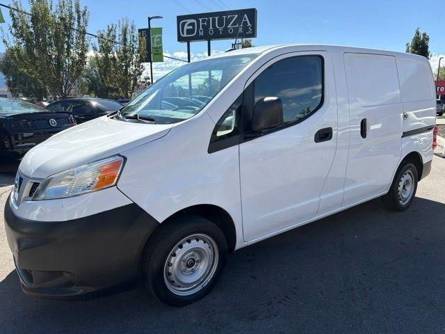 Nissan NV200  2016