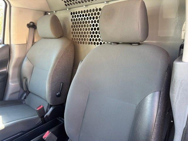 Nissan NV200  2016