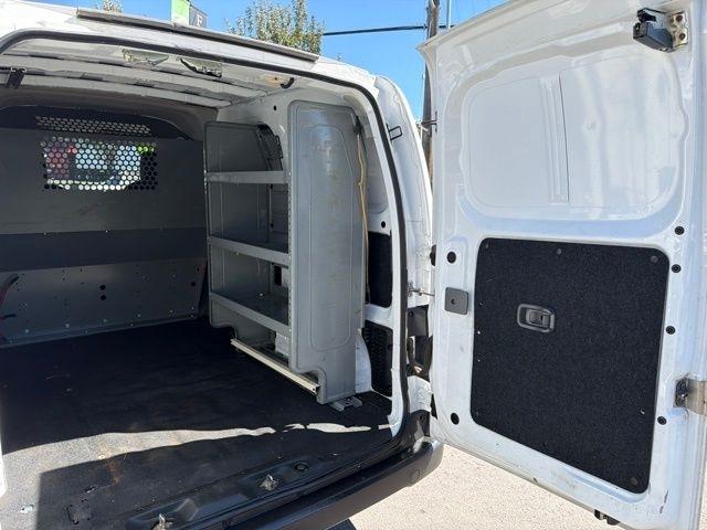 Nissan NV200  2016