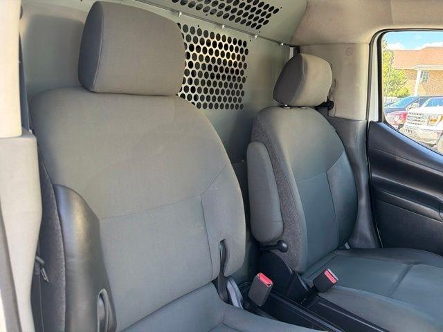 Nissan NV200  2016