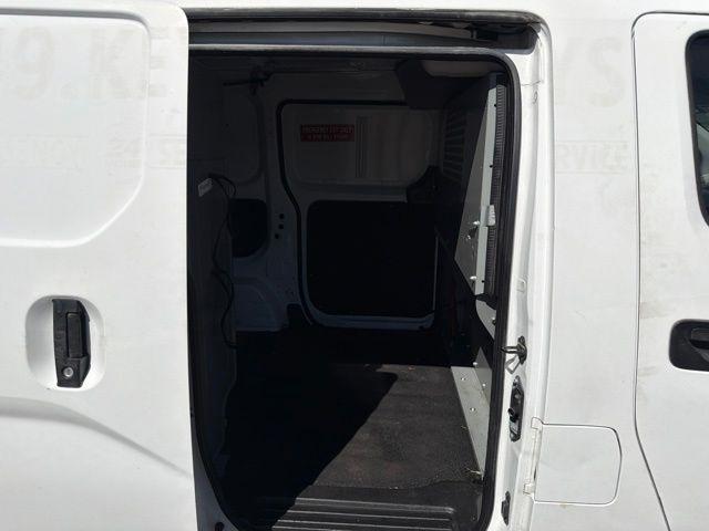 Nissan NV200  2016