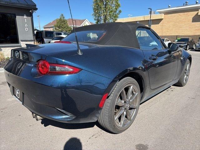 Mazda MX-5 Miata  2021