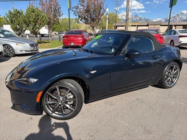 Mazda MX-5 Miata  2021