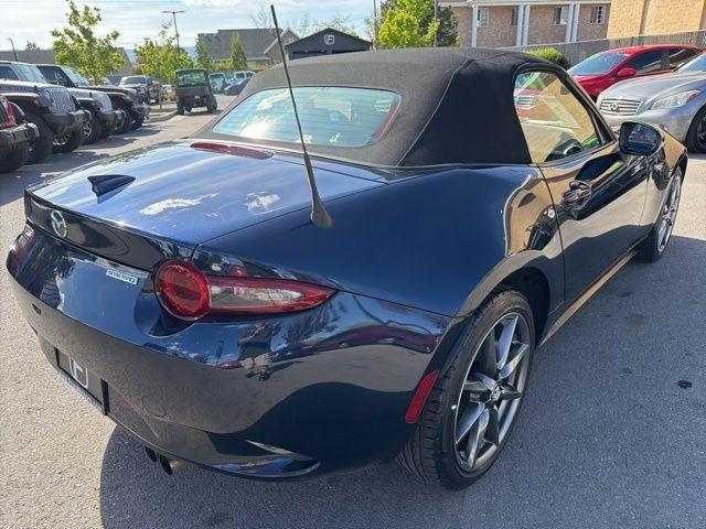 Mazda MX-5 Miata  2021