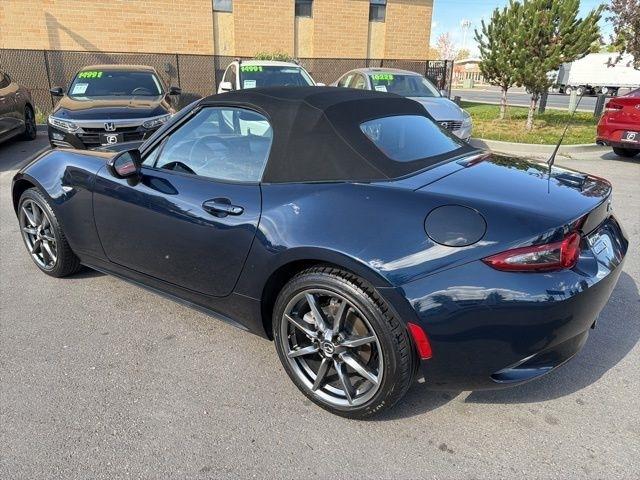 Mazda MX-5 Miata  2021