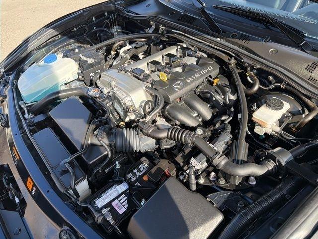 Mazda MX-5 Miata  2021