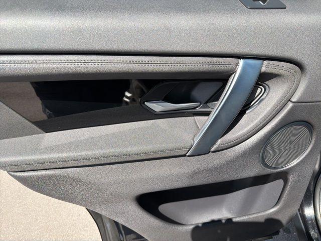 Land Rover Discovery Sport  2020