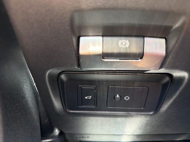 Land Rover Discovery Sport  2020