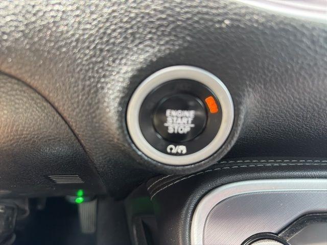 Dodge Challenger  2019