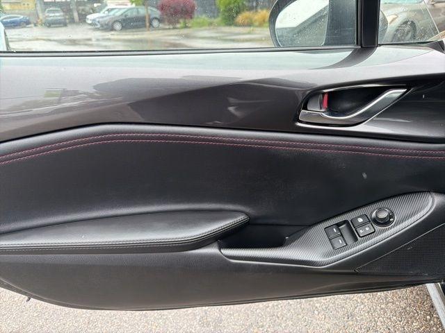 Mazda MX-5 Miata RF  2019