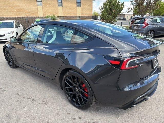 Tesla Model 3  2024
