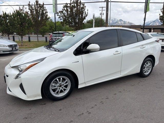 Toyota Prius  2017