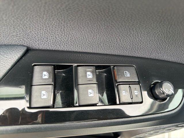 Toyota Prius  2017