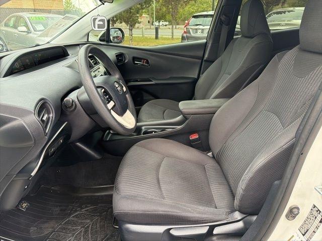 Toyota Prius  2017
