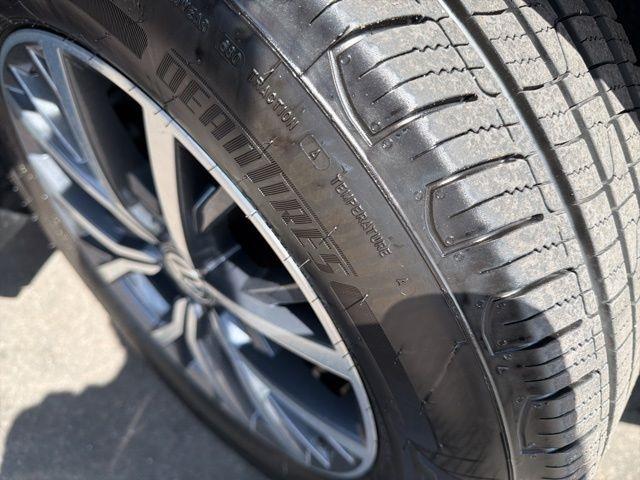 Volkswagen Tiguan  2020