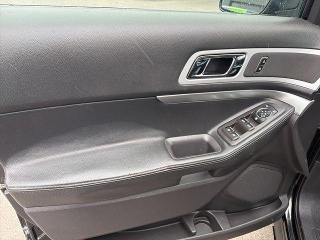 Ford Explorer  2011