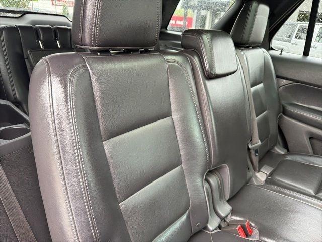 Ford Explorer  2011