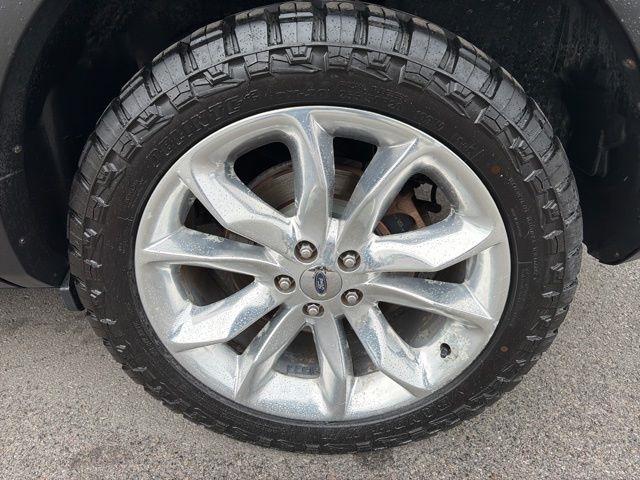Ford Explorer  2011