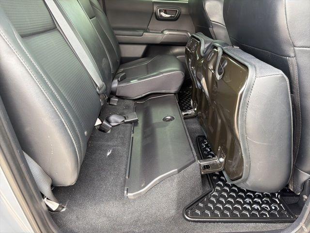 Toyota Tacoma 4WD  2019