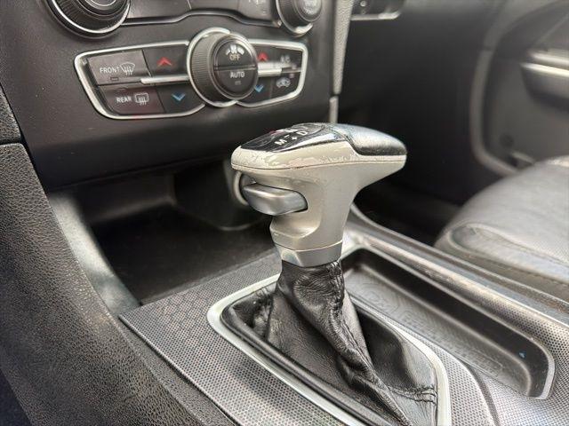Dodge Charger  2017
