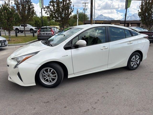 Toyota Prius  2018