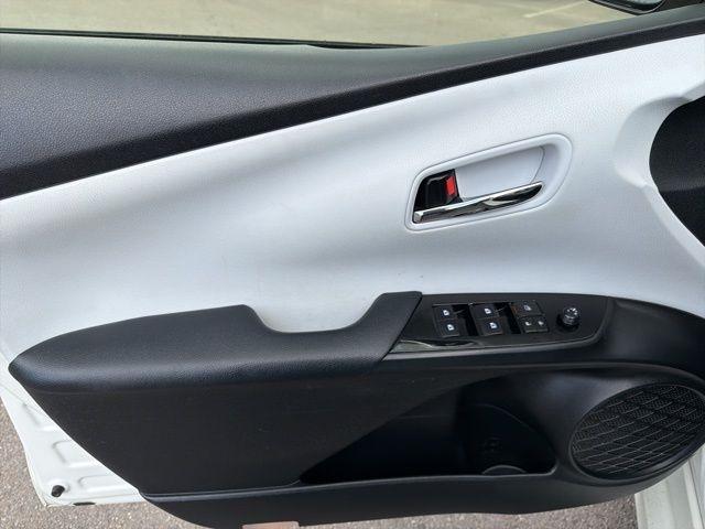 Toyota Prius  2018