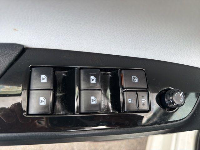 Toyota Prius  2018