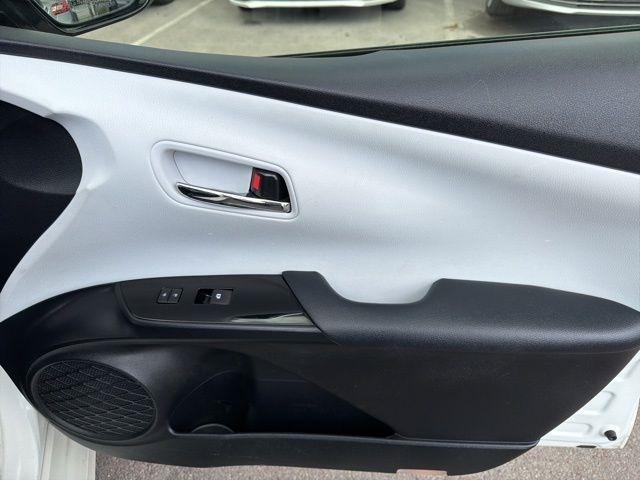Toyota Prius  2018