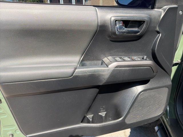 Toyota Tacoma 4WD  2021