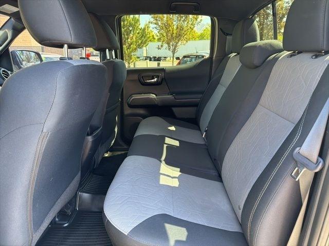 Toyota Tacoma 4WD  2021