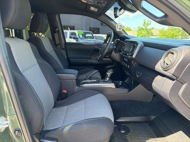 Toyota Tacoma 4WD  2021