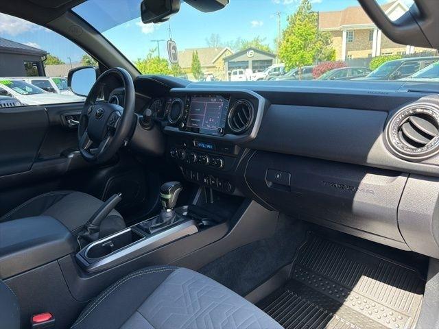 Toyota Tacoma 4WD  2021