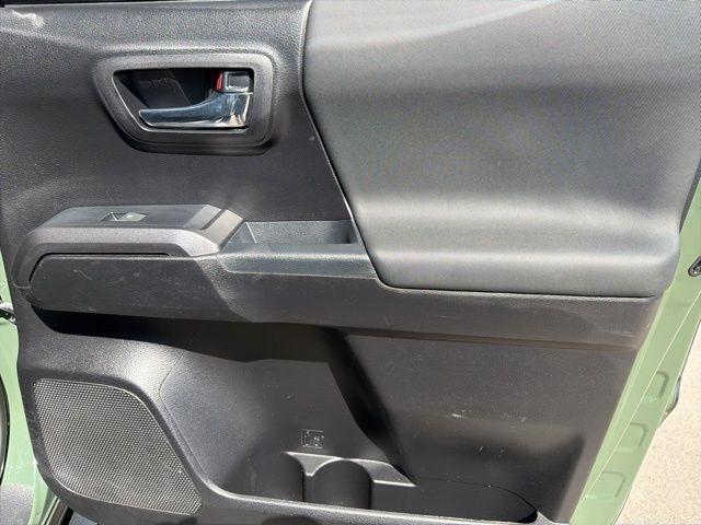 Toyota Tacoma 4WD  2021