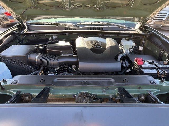 Toyota Tacoma 4WD  2021